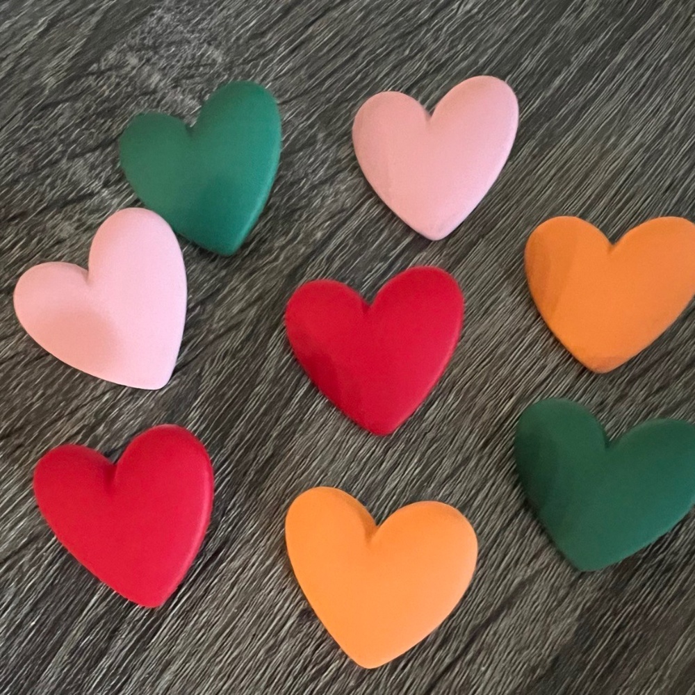 Impressive and beautiful colorfull heart earrings -4 colors: Red,Orange,Pink and